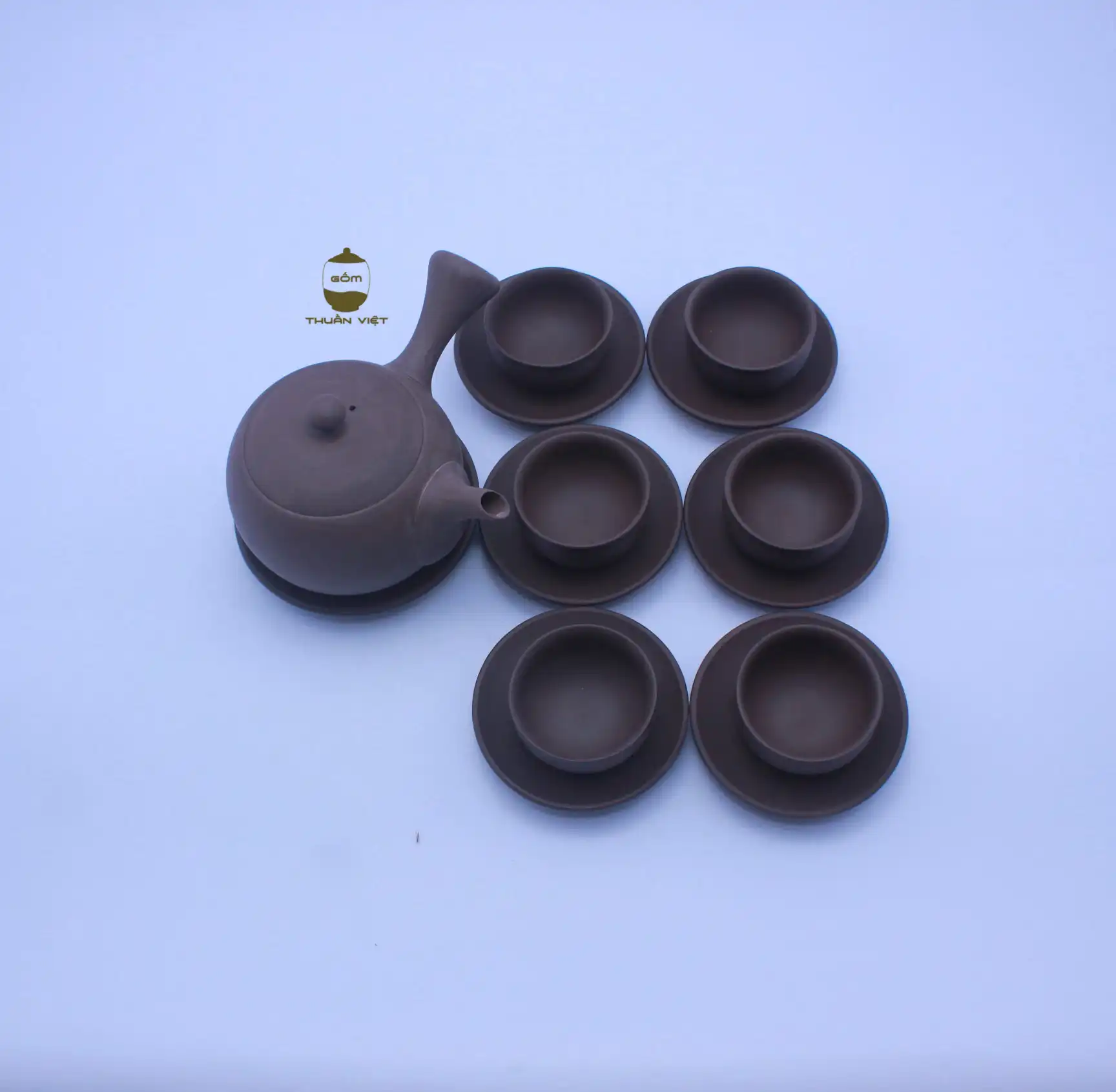 Bộ ấm nâu hướng tâm