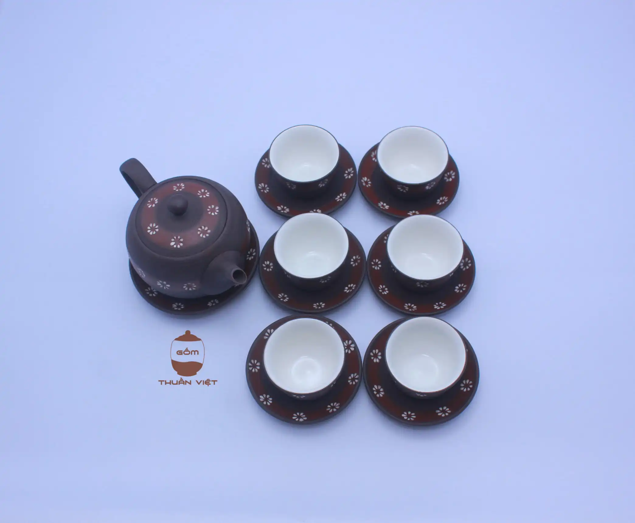 Bộ ấm nâu hoa trắng