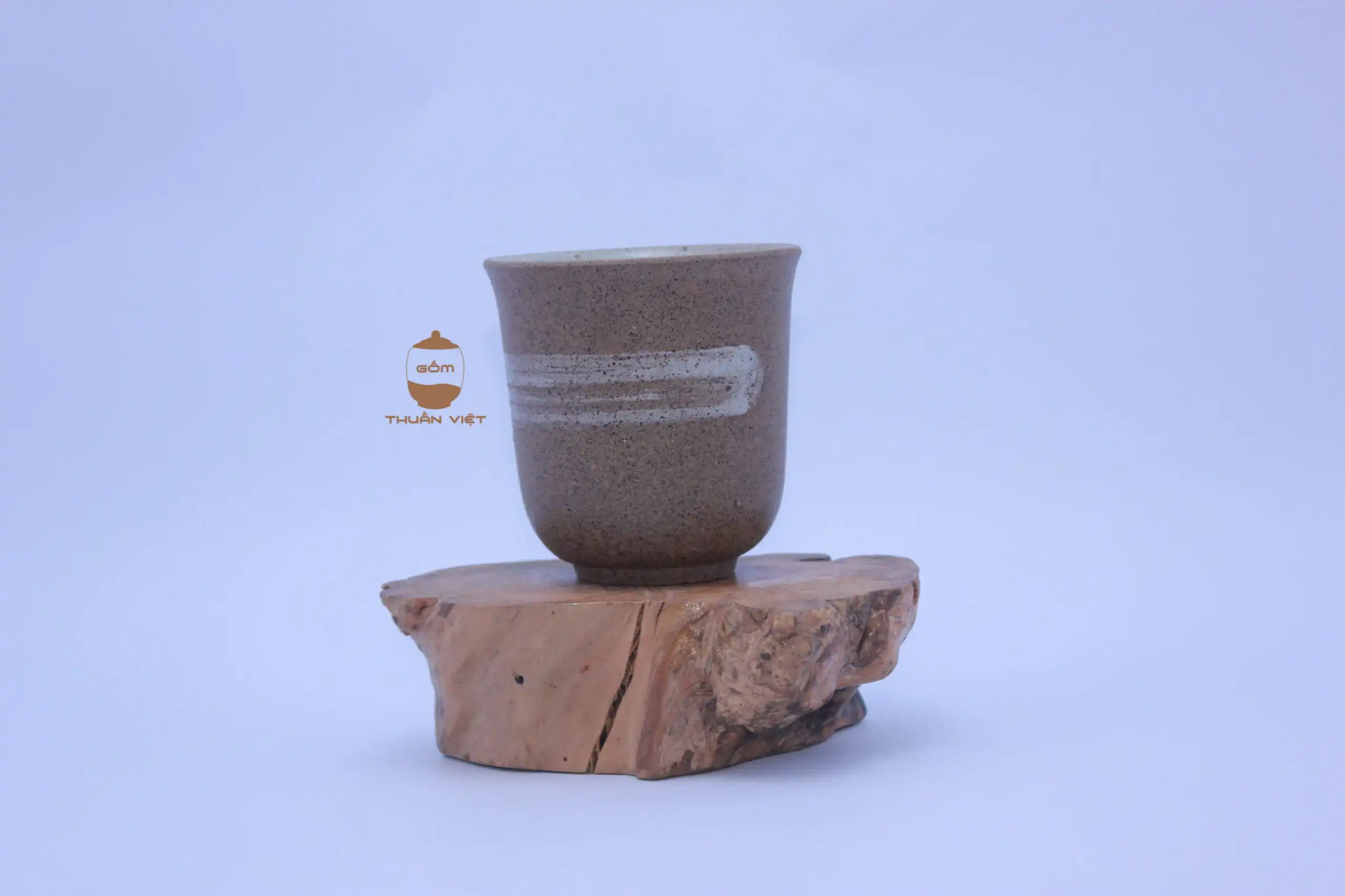 Chén lớn Tánh Không T1