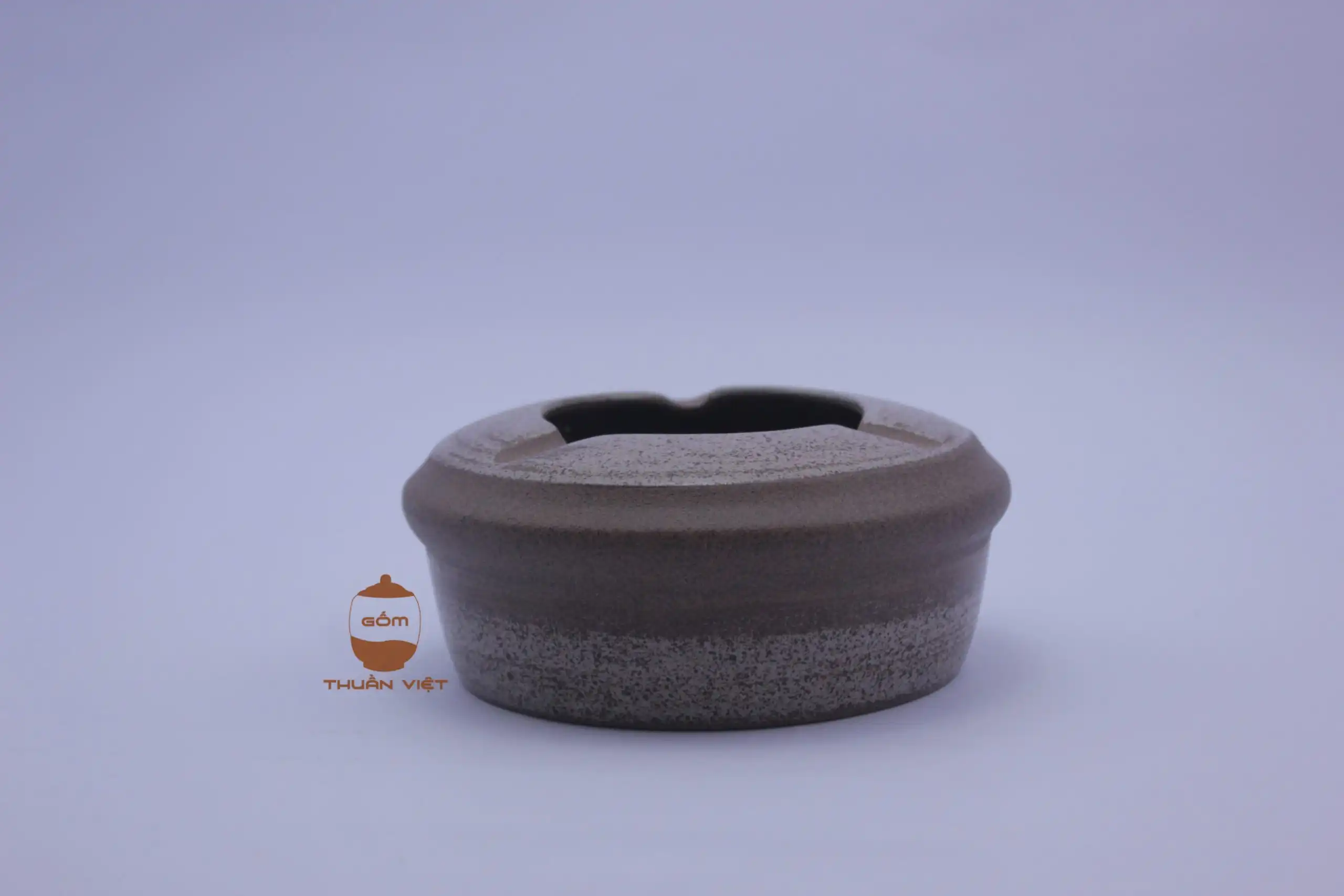 Gạt tàn thuốc